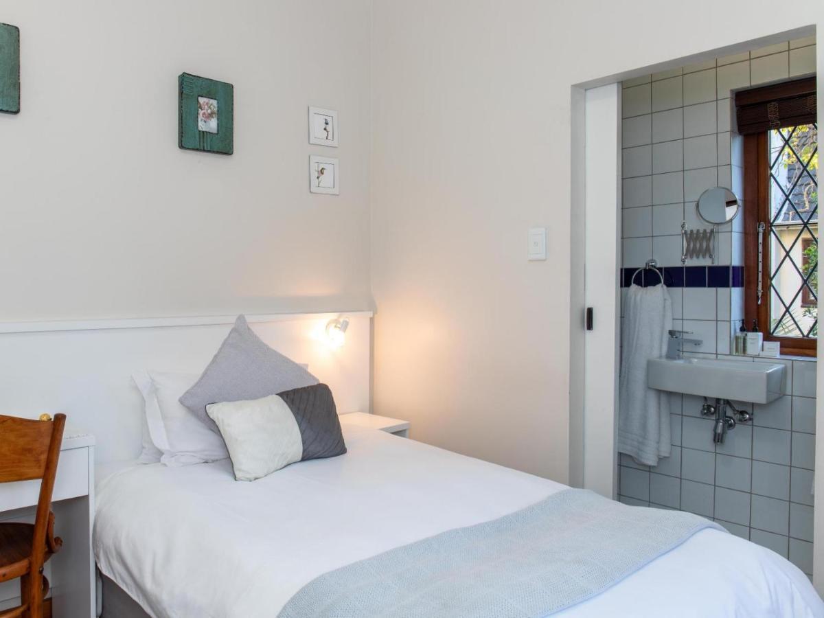 Knightsbury Guest House Cape Town Bagian luar foto