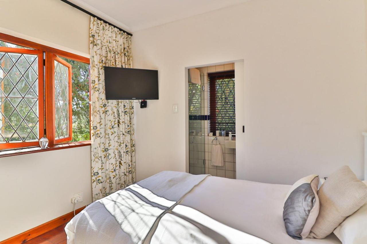 Knightsbury Guest House Cape Town Bagian luar foto